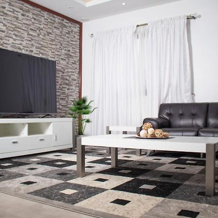 Luxury Suites Chester One ダカール エクステリア 写真