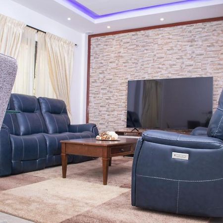 Luxury Suites Chester One ダカール エクステリア 写真