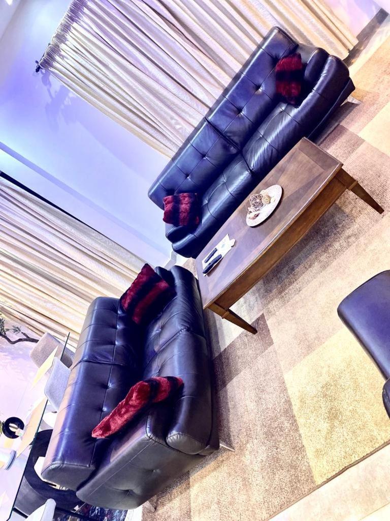 Luxury Suites Chester One ダカール エクステリア 写真