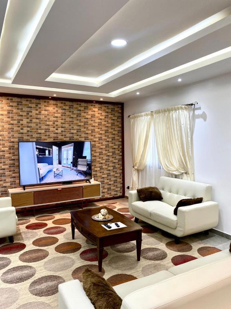 Luxury Suites Chester One ダカール エクステリア 写真